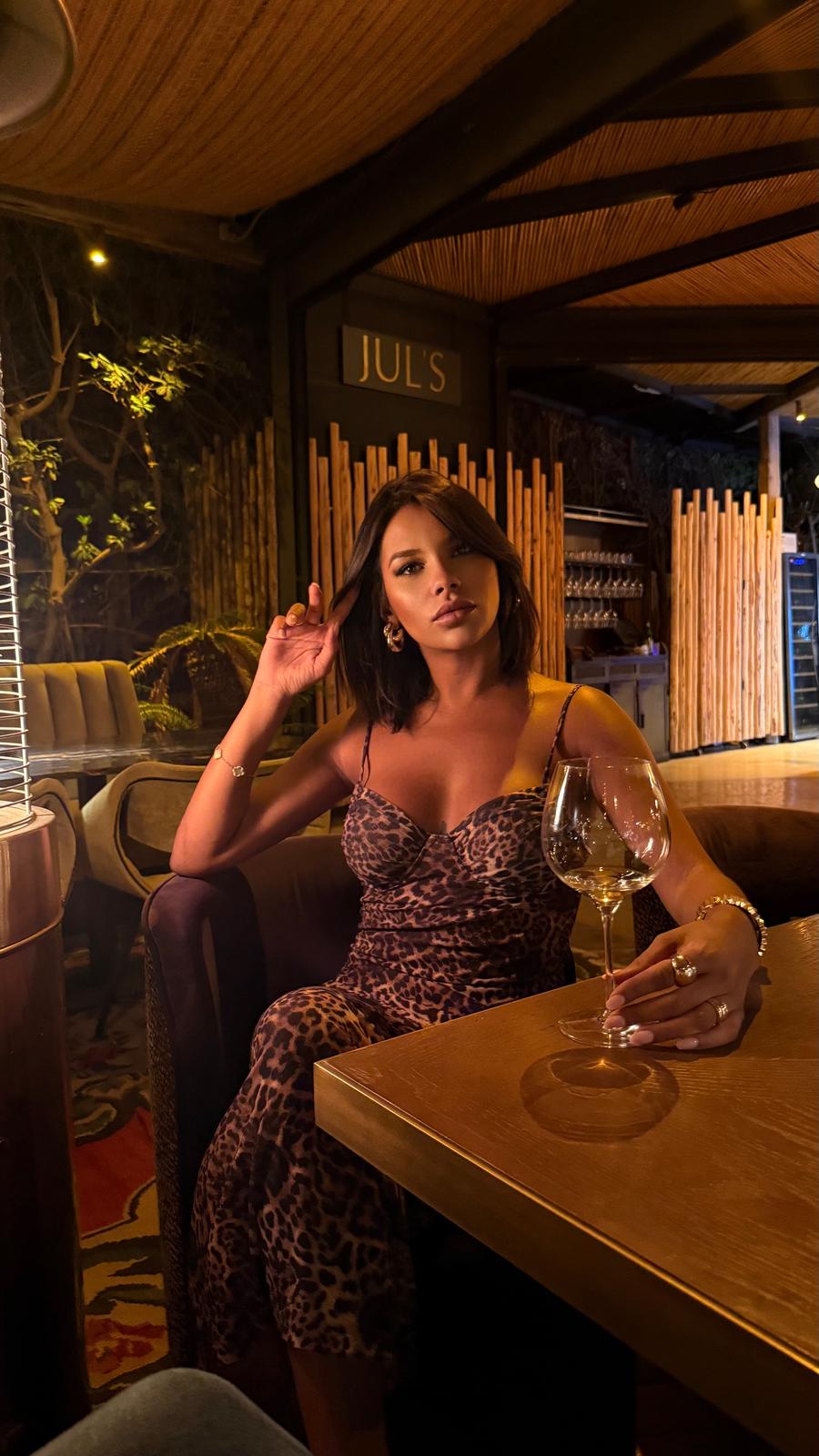 Escort - LAIS - Ibiza Tops